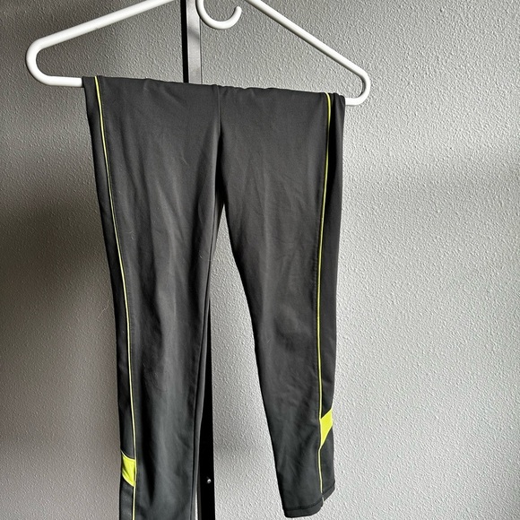 Justice Gray and Yellow leggings - Picture 1 of 4
